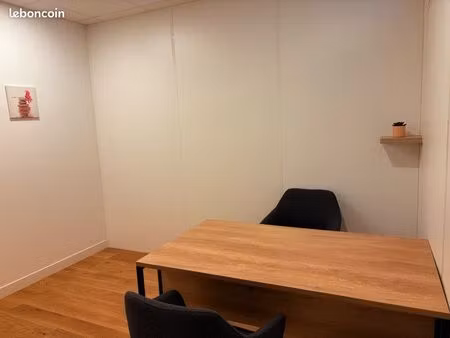 local professionnel 12 m² à partager – centre bien-être – issoire
