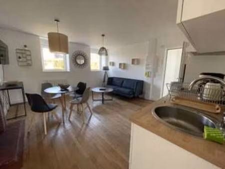 location appartement 2 pièces à pontivy (56300) : à louer 2 pièces / 38m² pontivy