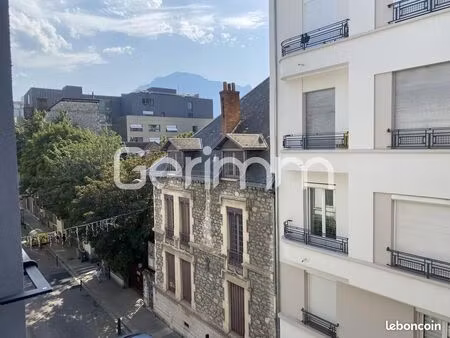 studio 1 pièce 17 m²