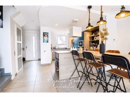 maison 4 pièces 122 m²