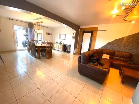 maison avec piscine