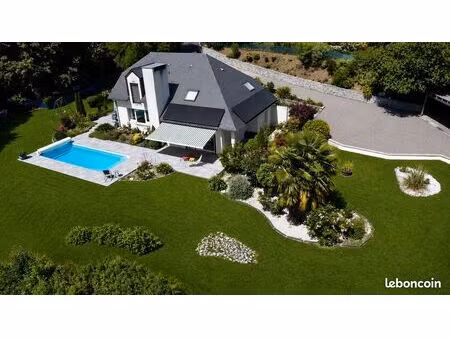 maison 6 pièces 184 m²
