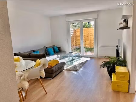 ? à louer – maison de ville meublée t4 – 3 chambres – pau (secteur berlioz) – disponible l