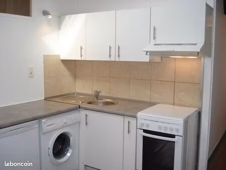 spécial étudiant(e) a louer f2 meublé bayonne centre