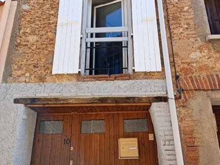 location maison de village thuir
