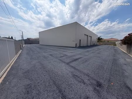 hangar à louer