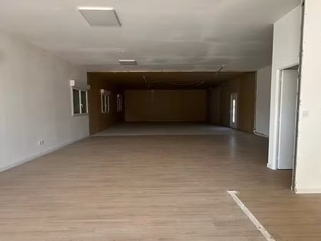 local commercial