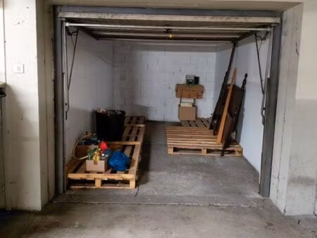 vends garage/box fermé