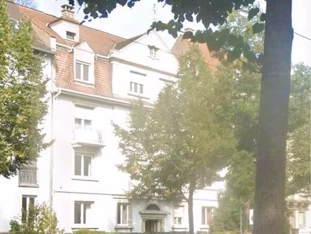 strasbourg  avenue jean jaurès  à deux pas de la place de l'etoile  très beau f3 traversan