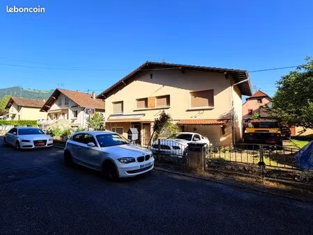 maison 7 pièces 140m2