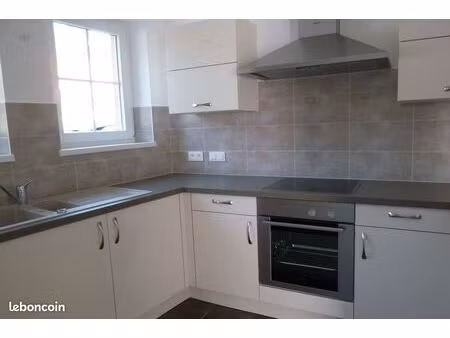 exceptionnel grand 2p dans belle maison alsacienne