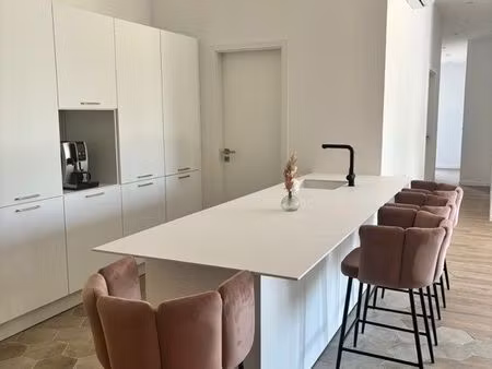 bureau 13m2