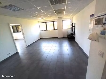 local commercial 65 m² colmar
