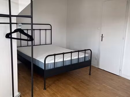 2 pieces meublé rénové charges incluses