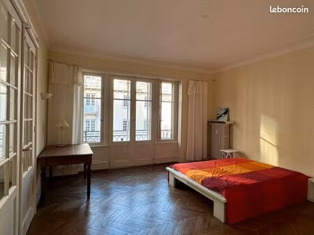 bel appartement à louer dans le quartier de l’orangerie – disponible à partir du 1er aout