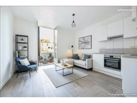 studio 1 pièce 17 m²