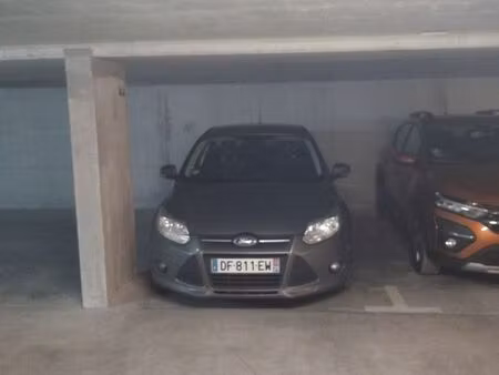 parking/box