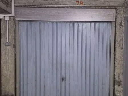 garage 12m2 sécurisé