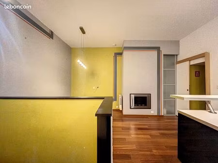 studio 1 pièce 27 m²