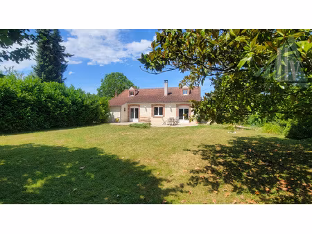 77 - belle propriétée proche de bray-sur-seine