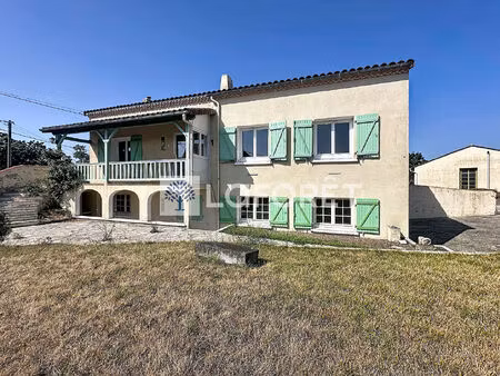 maison luche thouarsais 6 pièce(s) 115 m2