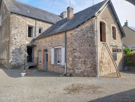 ensemble immobilier d'exception  deux maisons  étable et hangar sur 1322 m²