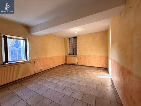 appartement 6 pièces en duplex  au coeur du village.