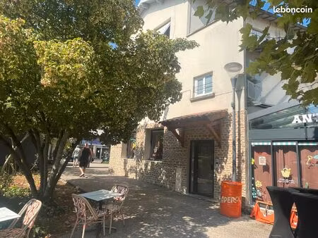 appartement t2 en duplex 42 m2 au sol à lozanne place de la gare  surface au sol 42 2 m2 