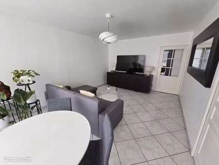 beau t2 entièrement rénové