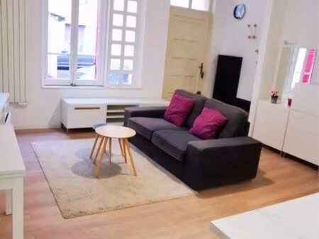 t3 atypique de 55 m² – rénové – lyon 8ᵉ