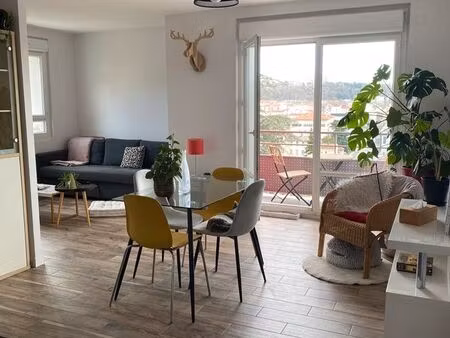 appartement 2 pièces - 56 m² - lyon 9 (vaise)