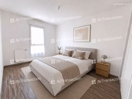résidence de 2017 - t2 renove de 43 m² - balcon - garage