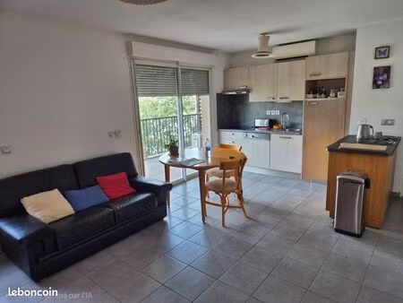 appartement t3 de 65 m² en résidence seniors – mions – terrasse  parking et climatisation