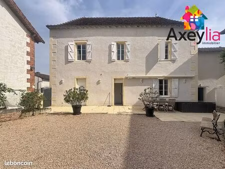 maison 6 pièces 124 m²