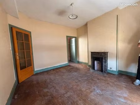 chalon-sur-saône - exclusivité - rare t3 ancien à renover