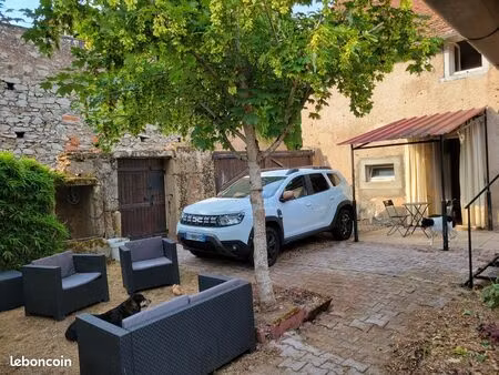 a saisir  maison de village