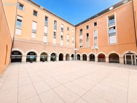 duplex 7 pièces 127 m²