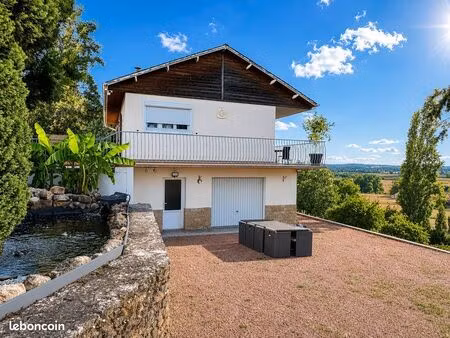maison familiale avec vue panoramique