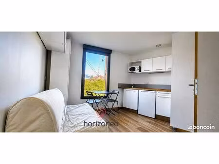 studio 1 pièce 13 m²