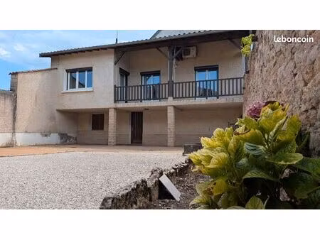 rare sur le secteur : maison de village 170m2 avec terrain