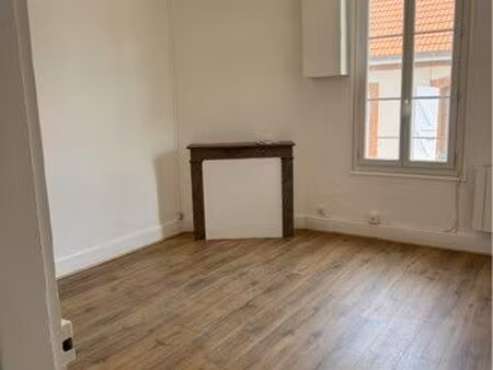 t2 lumineux de 50 m² proche centre-ville
