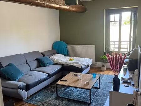 grand t2 61 m² - centre-ville tournus