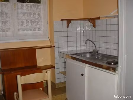 studio meublé