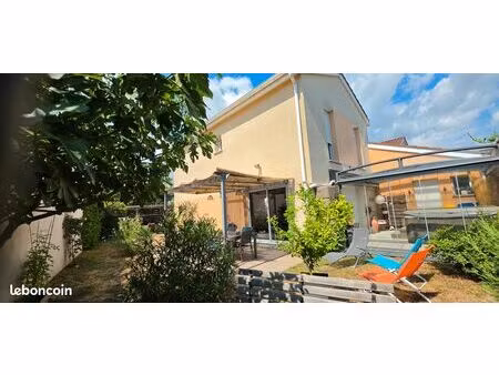 maison 6 pièces à vaugneray 119m2