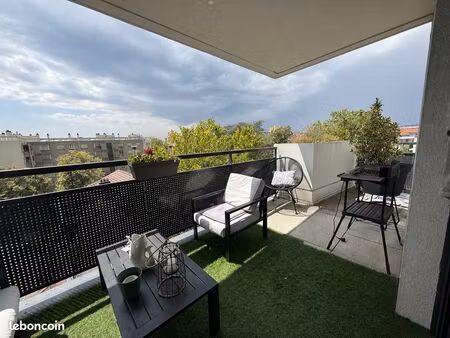 appartement 4 pièces avec terrasse et garage