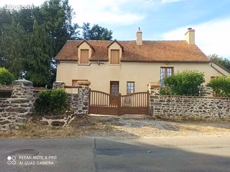 maison de caractère avec vue exceptionnelle à st christophe du jambet