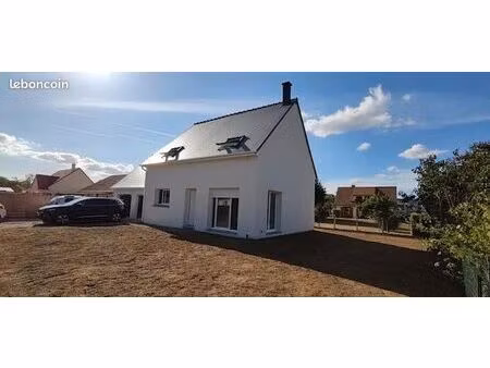 maison 105 m² ecommoy