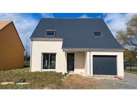 maison 125 m² ecommoy