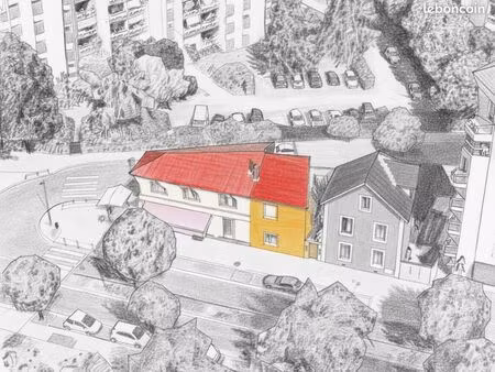 immeuble 7 pièces 216 m²