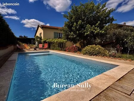 maison 6 pièces 169 m²